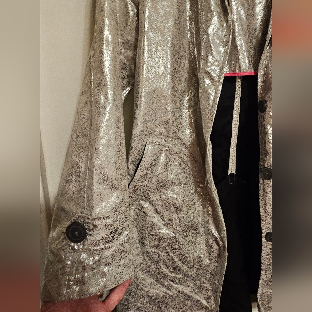 Issac Mizrahi Silver Metallic Women's Coat - Picture 6 of 9